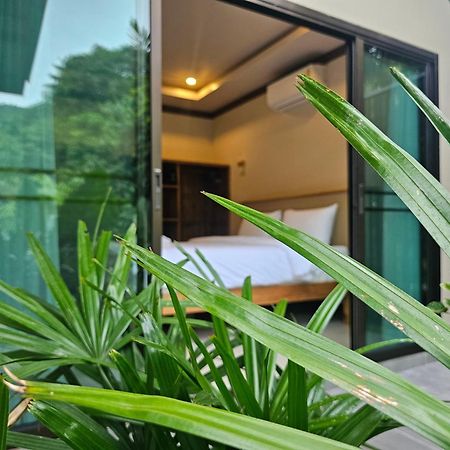 Bang Po Hut Hotel Banbangpo Kültér fotó