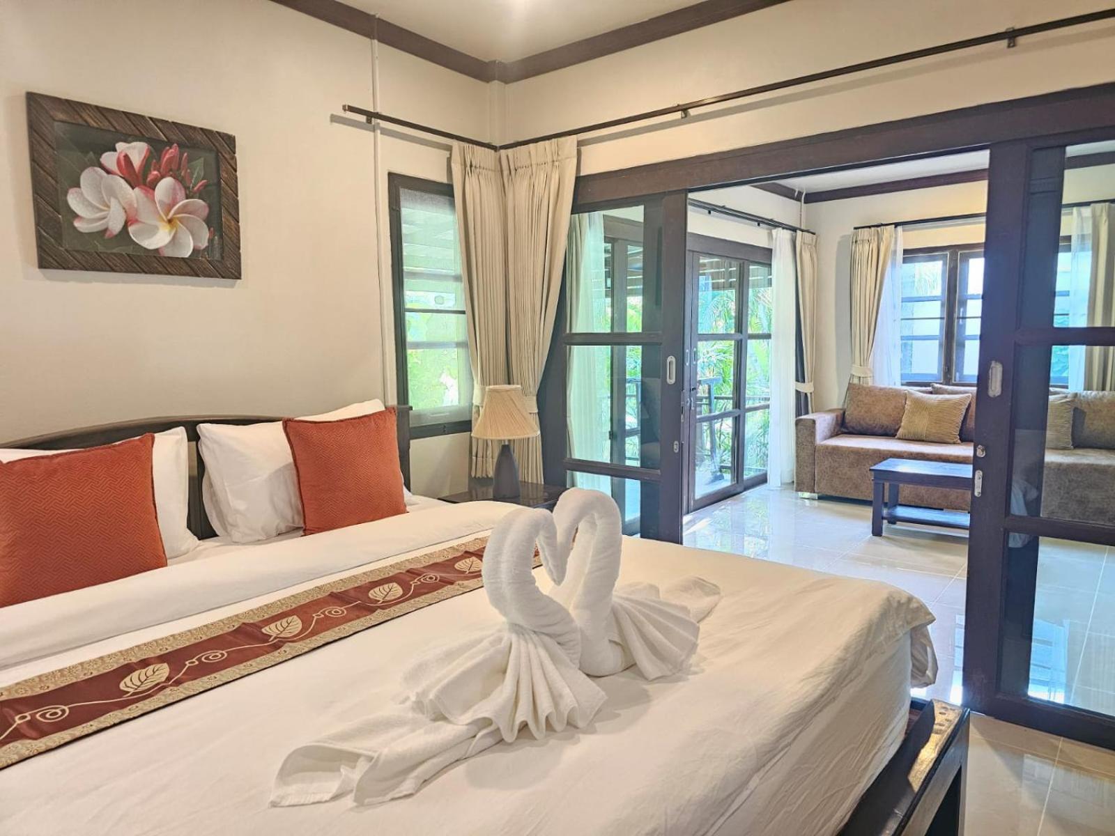 Bang Po Hut Hotel Banbangpo Kültér fotó